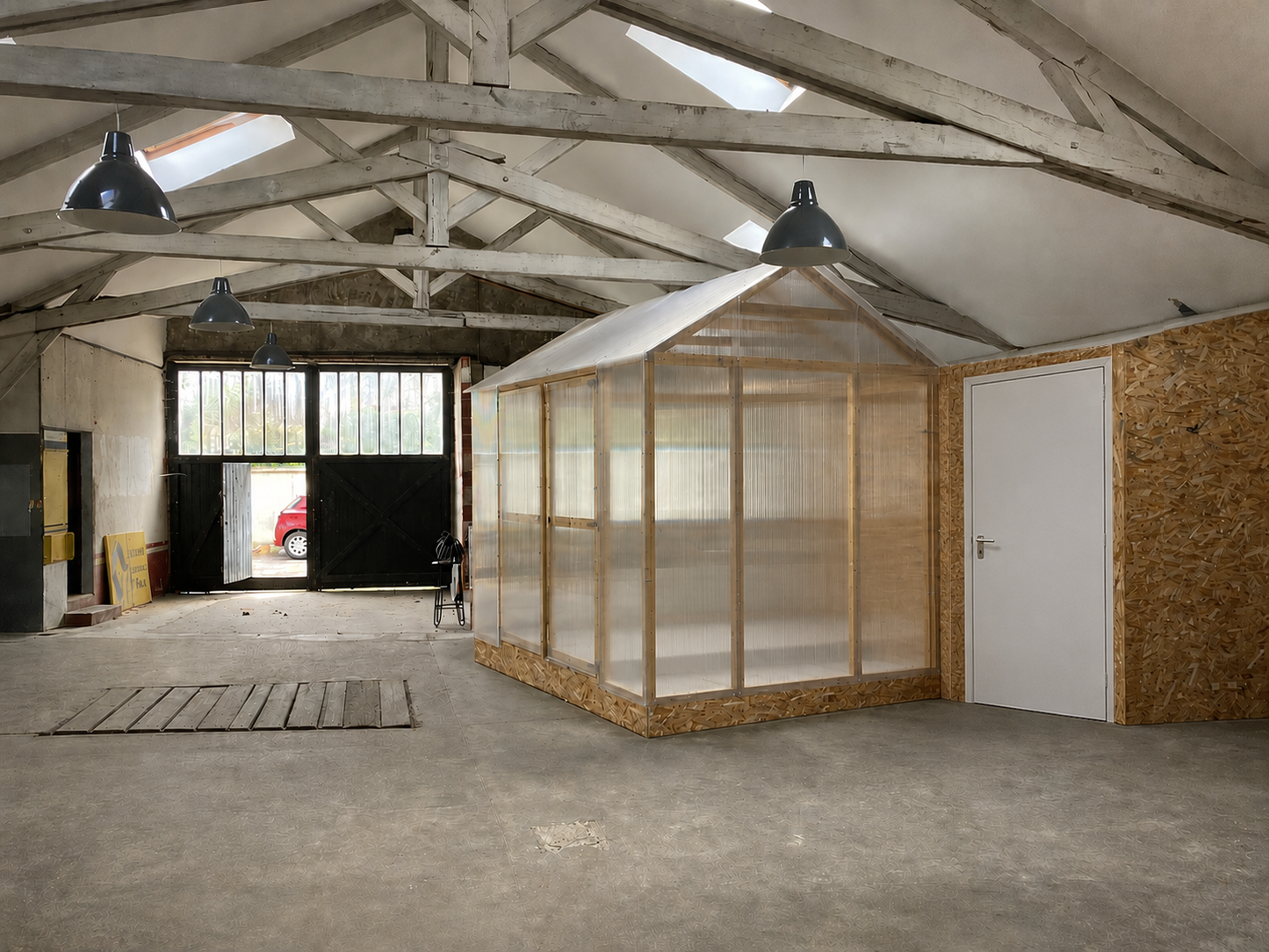 ATELIER DANS ANCIEN GARAGE DANS l'YONNE